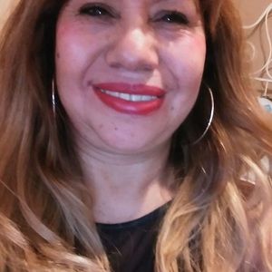 Meet your Posher, Noemi